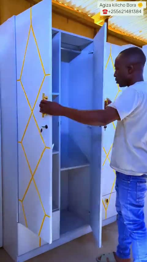 Cover ya Milango ya Kisasa